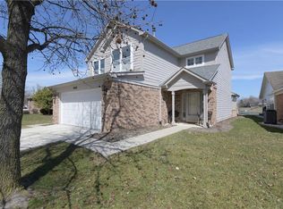 5665 Crystal Bay West Dr, Plainfield, IN 46168
