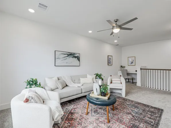 7331 Rubio Pl, Dallas, TX 75235
