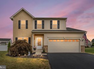 108 Dove Dr, Gilbertsville, PA 19525