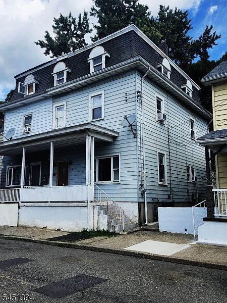 1st image of 53 Brainard St