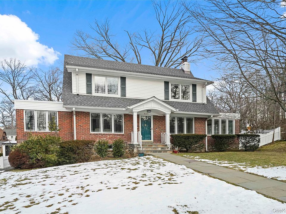 1st image of 425 Washington Avenue