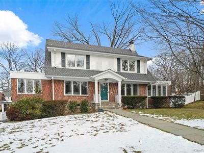 425 Washington Avenue, Pelham, NY, 10803