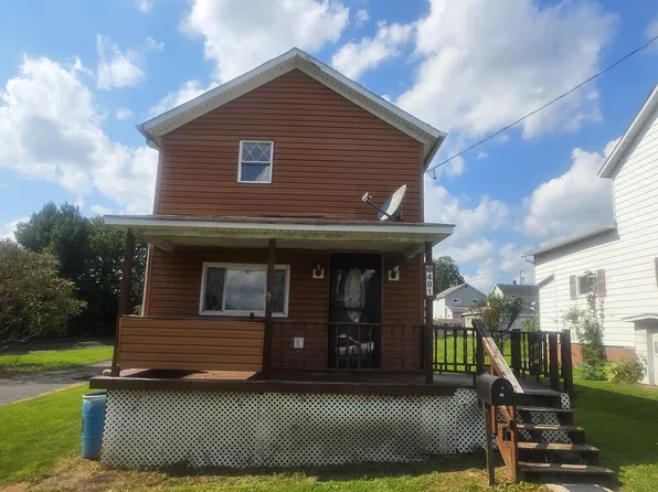 401 6th St, Windber, PA 15963