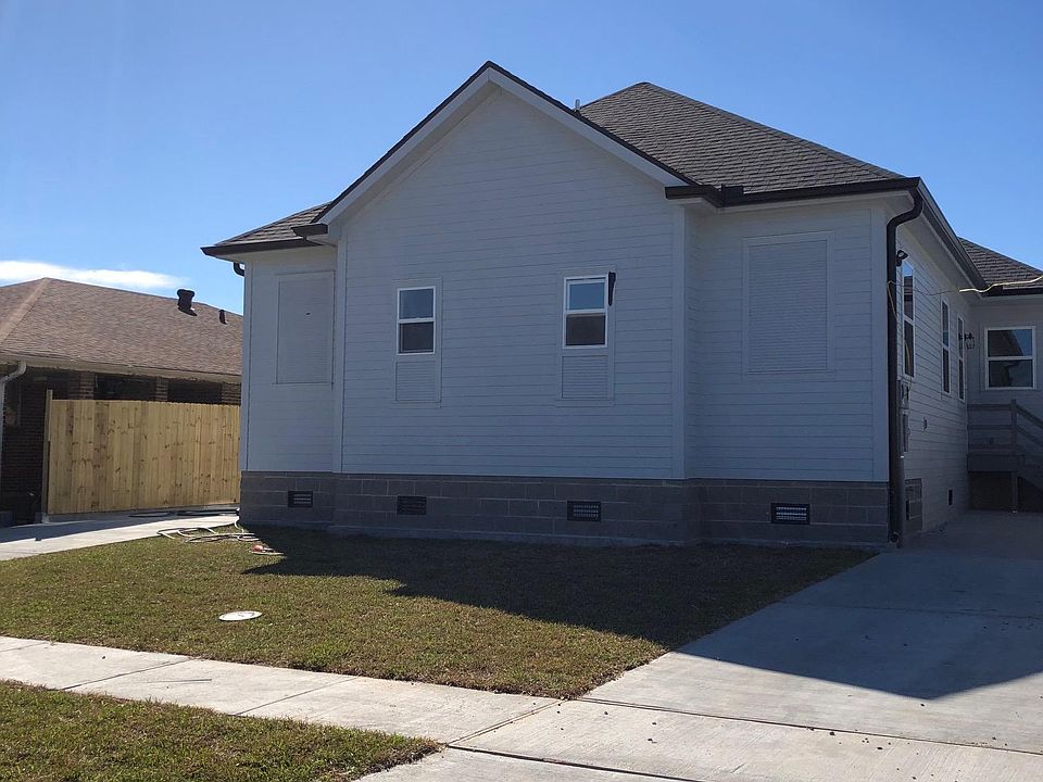 8520 Regiment Dr, Chalmette, LA 70043 Zillow