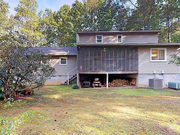 2nd image of 210 Birchwood Dr