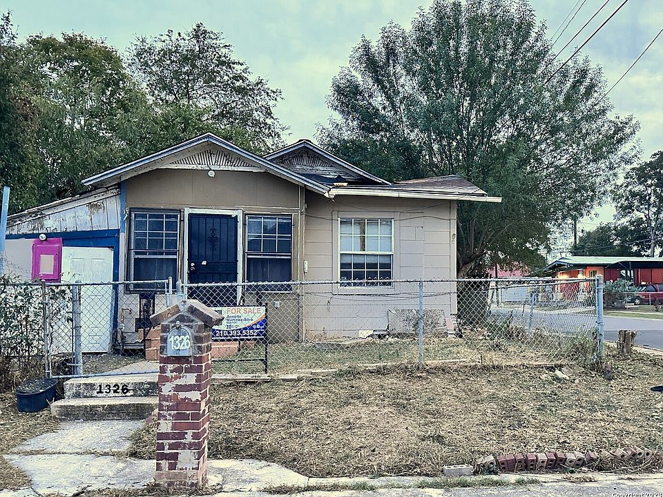 1st image of 1326 MONTEREY ST