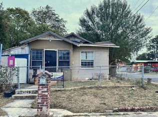 1326 Monterey St, San Antonio, TX 78207