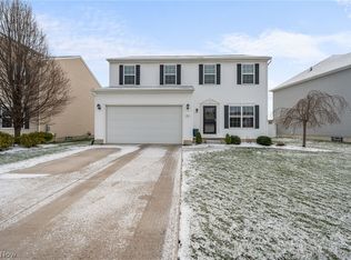 6935 Meadow Lakes Blvd, North Ridgeville, OH 44039