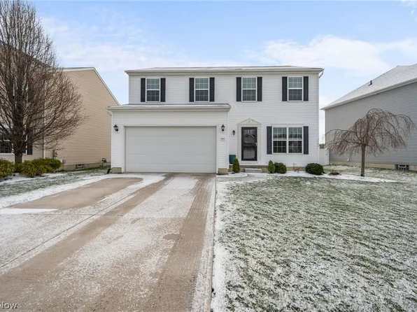 6935 Meadow Lakes Blvd, North Ridgeville, OH 44039