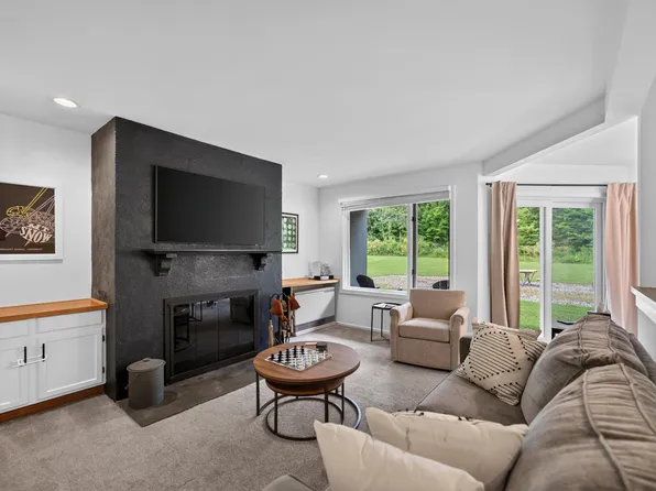 2M Carinthia Road, Dover, VT 05356