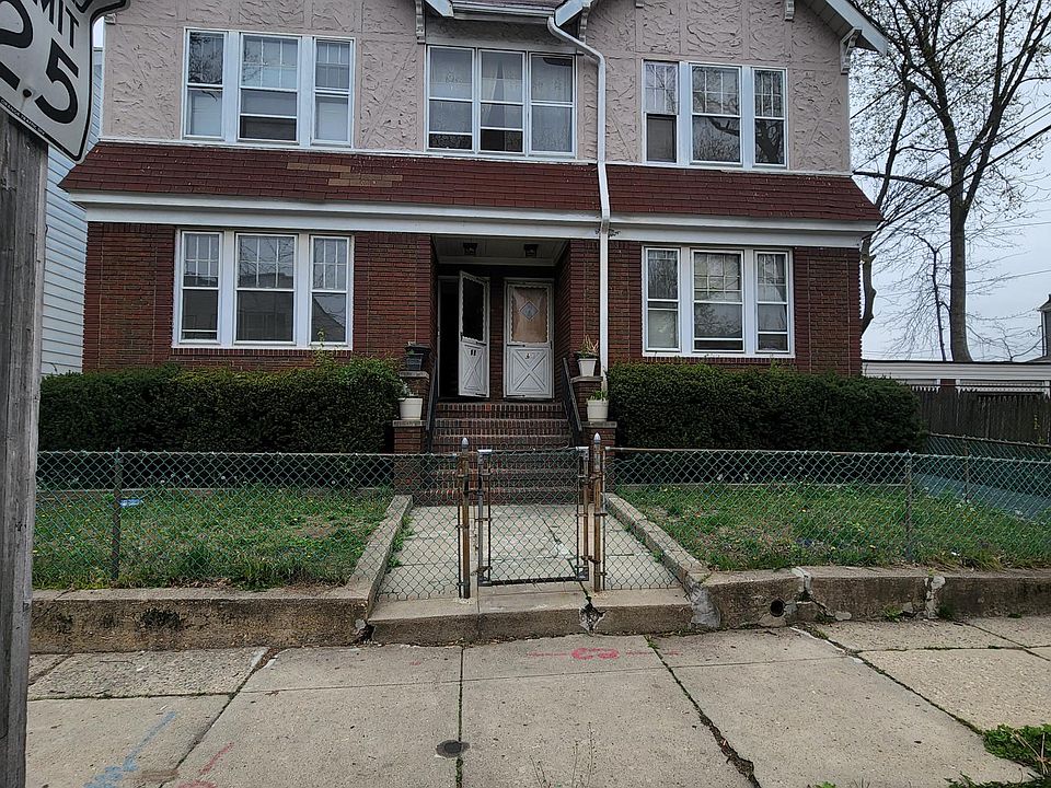1st image of 12 McKay Ave Floor 1
