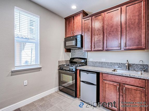 5th image of 2730 Viterbo Ct #7
