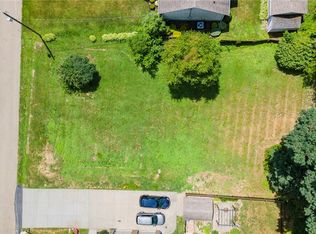 Cayuga Ave NW, Canton, OH 44708