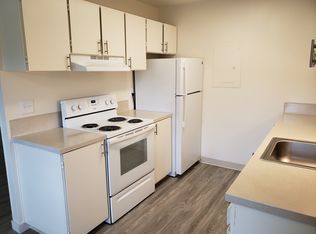 Meadow Park Apartments, Beaverton, OR 97006