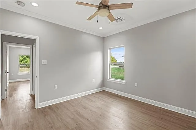 2110 Mardi Gras Blvd — Photo 7