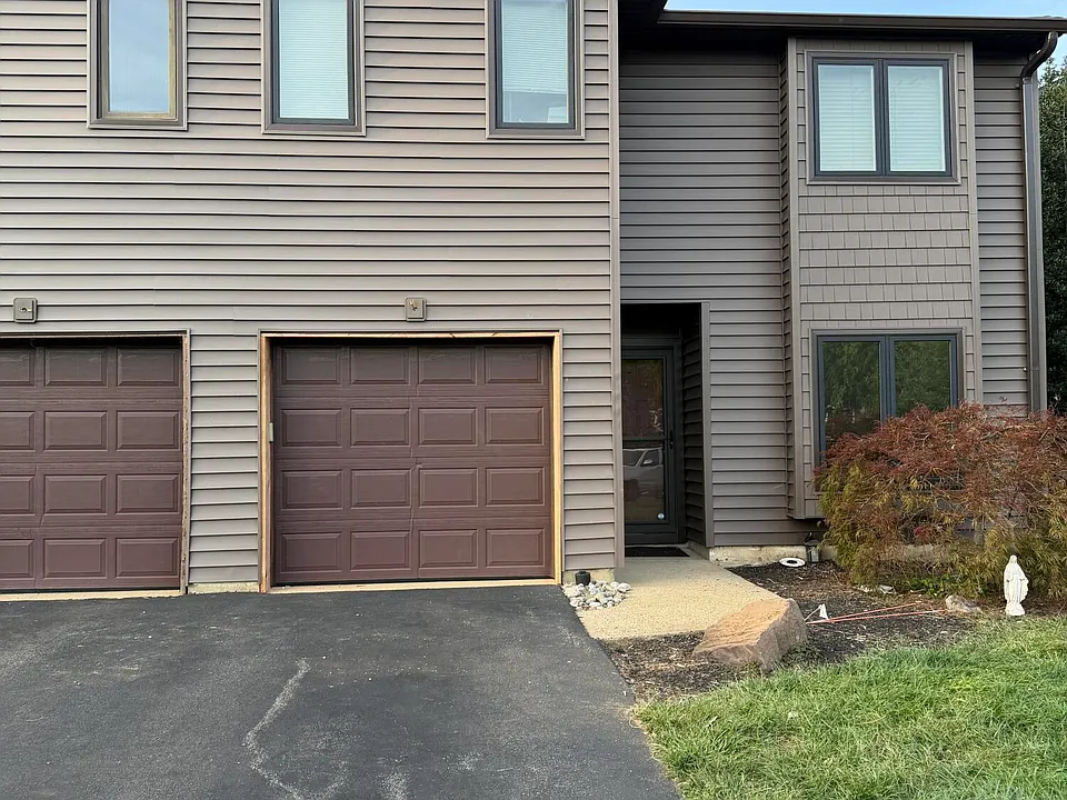 193 Pear Dr