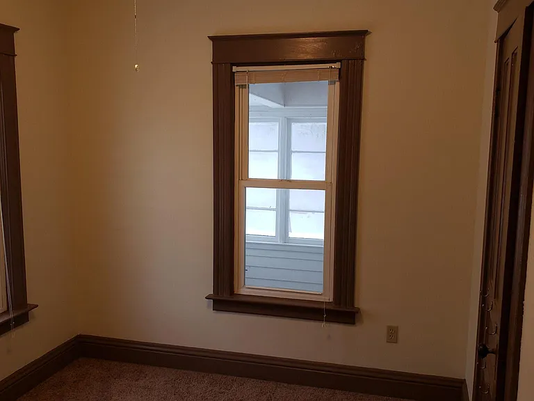 213 S Ridge St — Photo 9