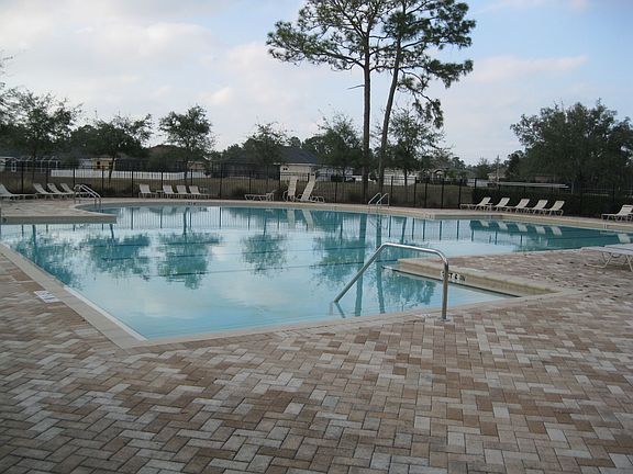 13515 Weatherstone Dr