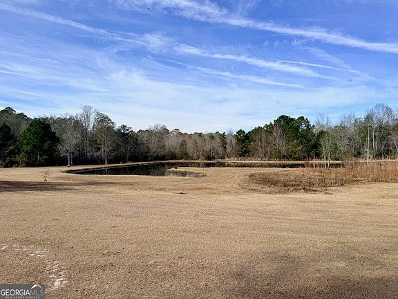 5th image of 1431 Community Rd