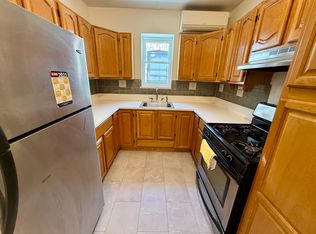 364 Legion St APT 2R, Brooklyn, NY 11212