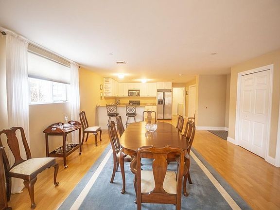 5th image of 767 Washington St APT 101
