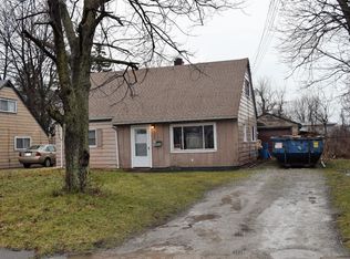 3347 G St, Lorain, OH 44052