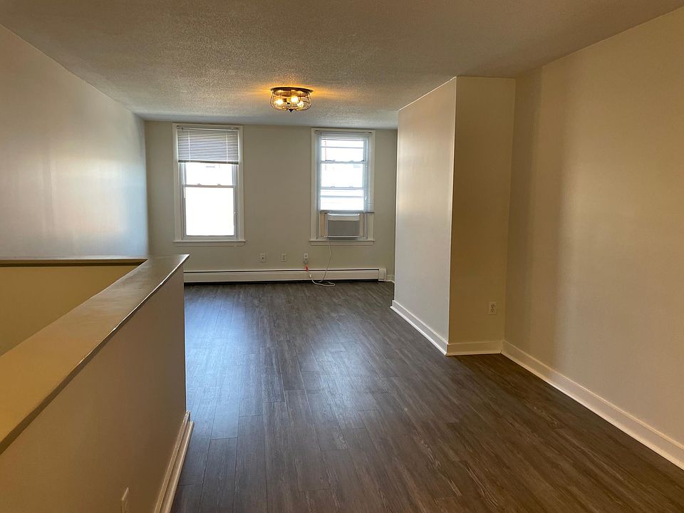 1st image of 14 Steamboat Wharf APT 9