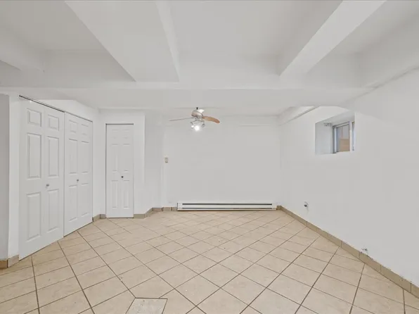 3607 Irwin Avenue image 19 of 25