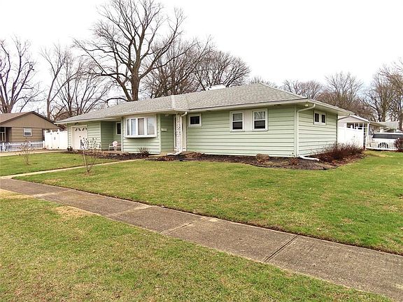 2nd image of 1609 Franklin Dr