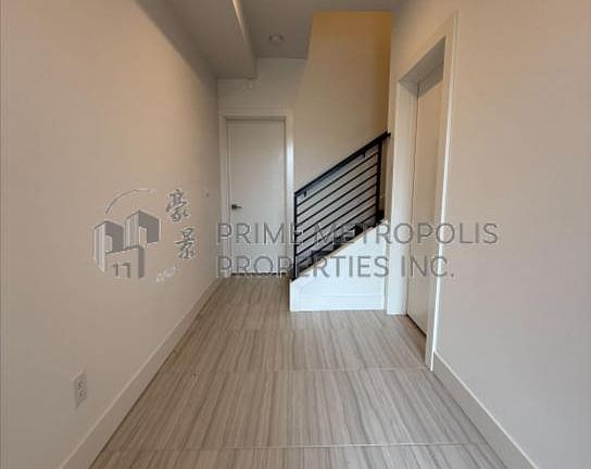 4th image of 2142 10th Avenue Wunit #56