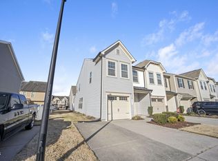 201 Leighann Ridge Ln, Rolesville, NC 27571