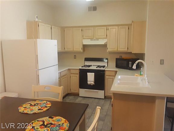 2nd image of 5650 Sahara Ave #1031