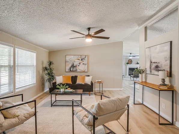 228 W Ross St, Walnut Springs, TX 76690