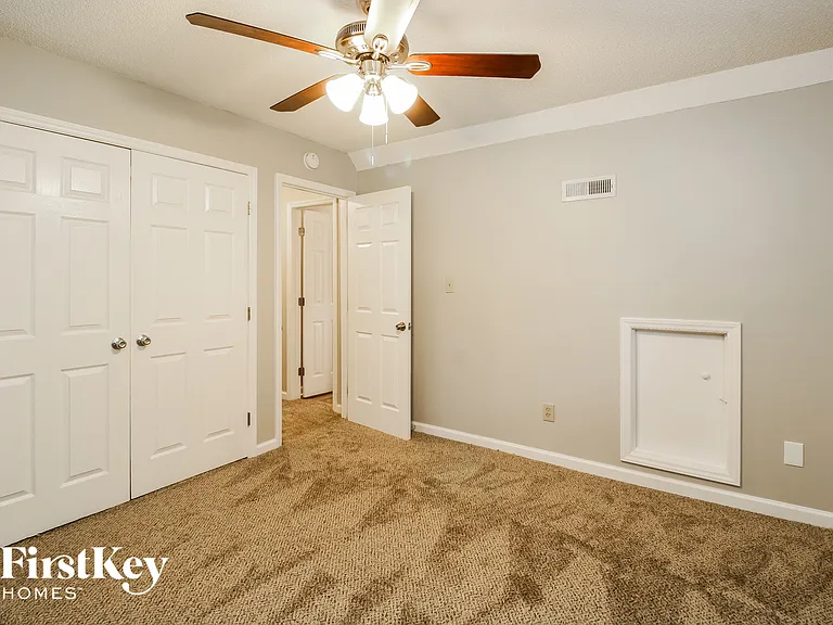 107 Eagle Nest Ct — Photo 9