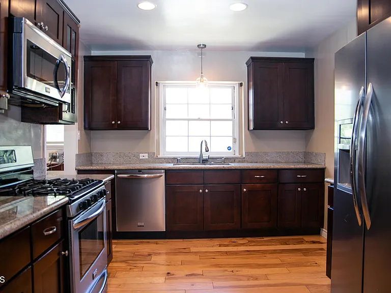 7601 Flight Ave — Photo 10