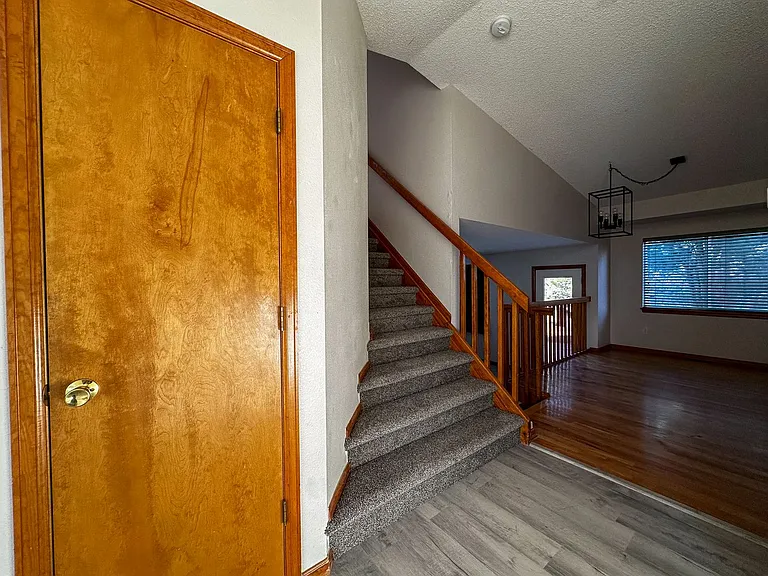 10880 Acadia Pl — Photo 9
