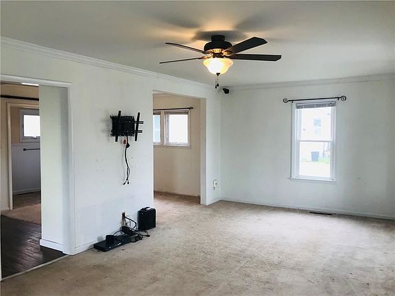 3rd image of 73 Pine St