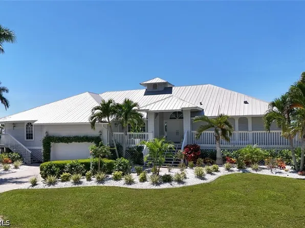 656 Coral Dr, Cape Coral, FL 33904