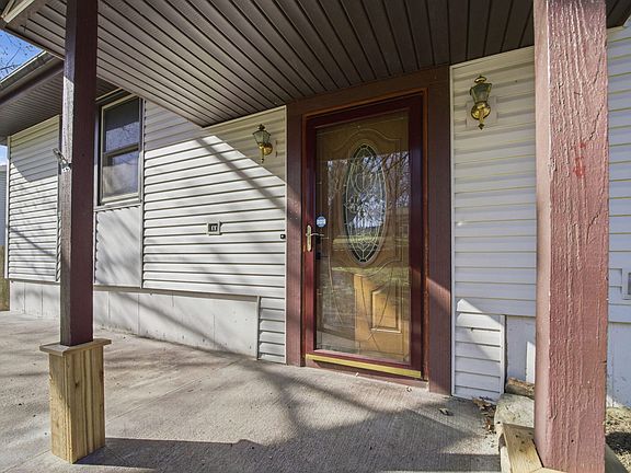 4th image of 957 S Mission Avenue