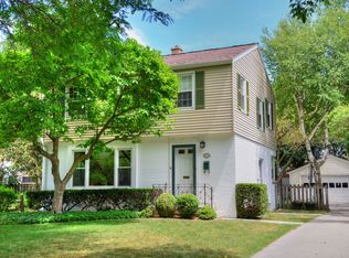 4634 N Marlborough Dr, Whitefish Bay, WI 53211