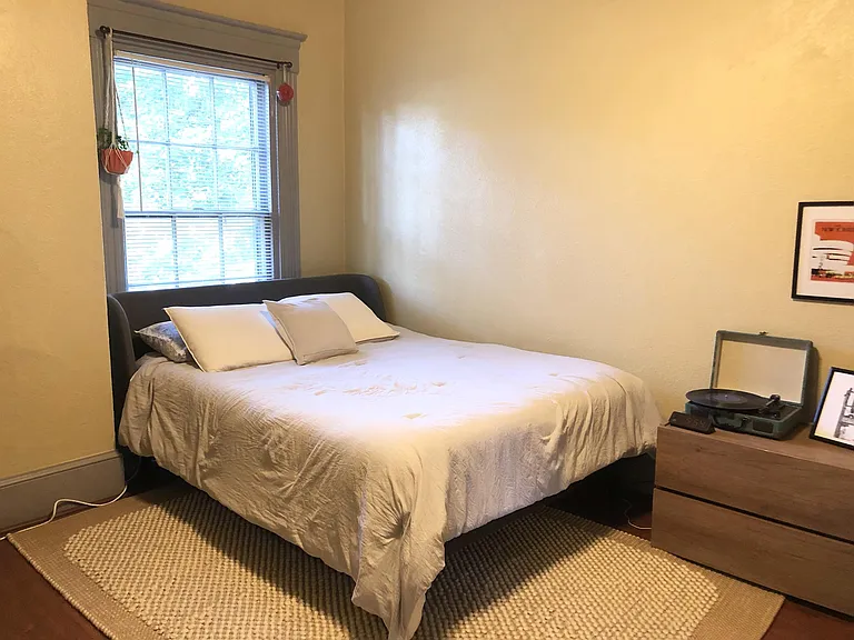 524 Jefferson St #4 — Photo 8