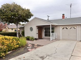 4061 Middlefield Rd, Palo Alto, CA 94303