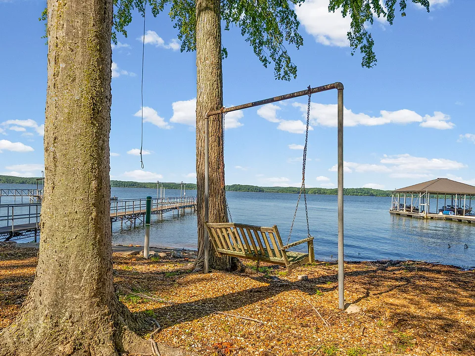 315 Riverview Dr