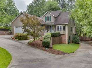 1205 Chickasaw Dr, Westminster, SC 29693