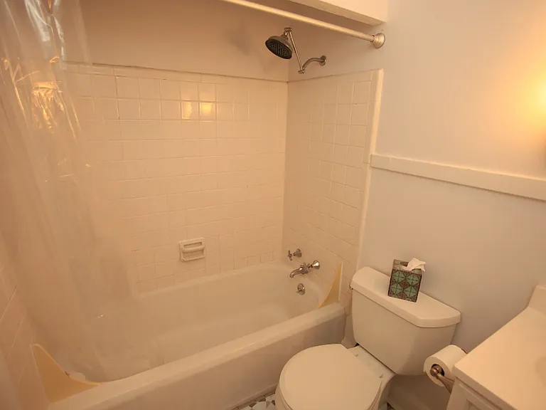 602 Monroe St #602-4 — Photo 12