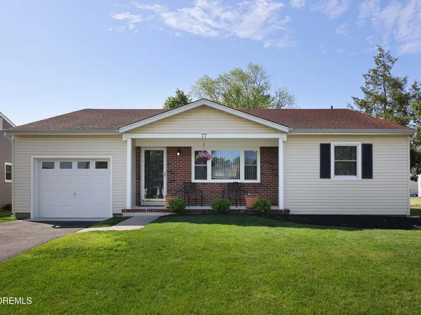77 Westbrook Drive, Toms River, NJ 08757