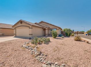 8615 E Capri Ave, Mesa, AZ 85208