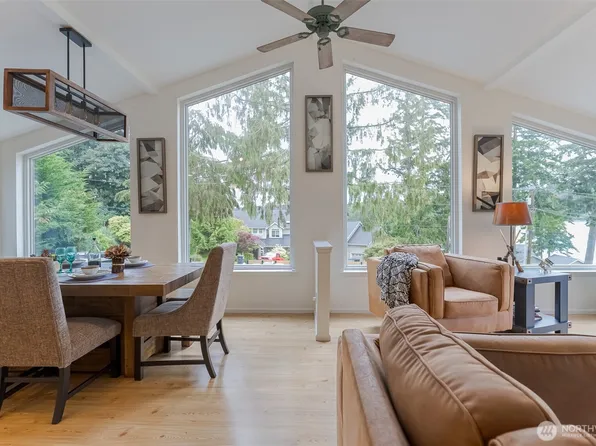 10138 Steamboat Island Road NW, Olympia, WA 98502