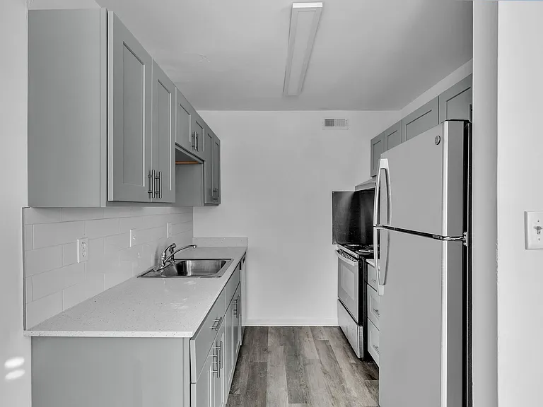 820 Forrest Dr #1 — Photo 1