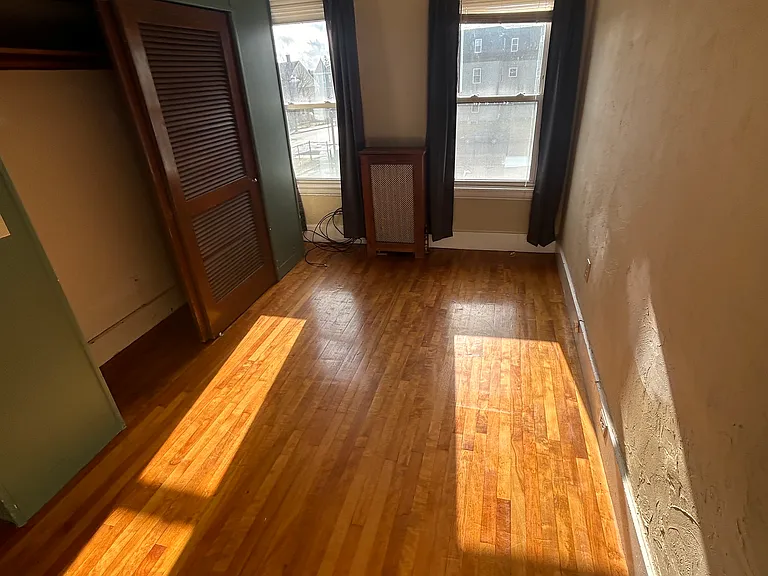 94 Woodland St #2 — Photo 4
